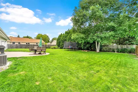 2940 N Bluemound Dr, Appleton, WI 54914 photo 24