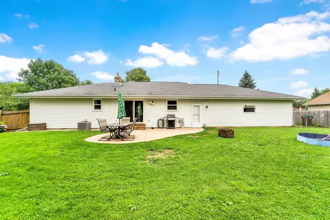 2940 N Bluemound Dr, Appleton, WI 54914 photo 22