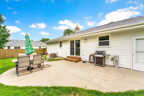 2940 N Bluemound Dr, Appleton, WI 54914 photo 23