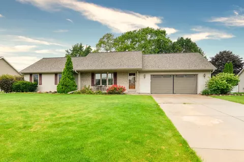 2186 Magy Ln, Green Bay, WI 54313