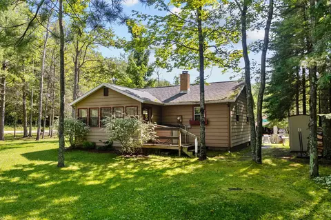 9191 Forest Trail Rd, Pound, WI 54161