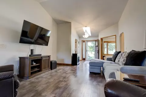 2316 W Twin Willows Dr, Appleton, WI 54914 photo 9