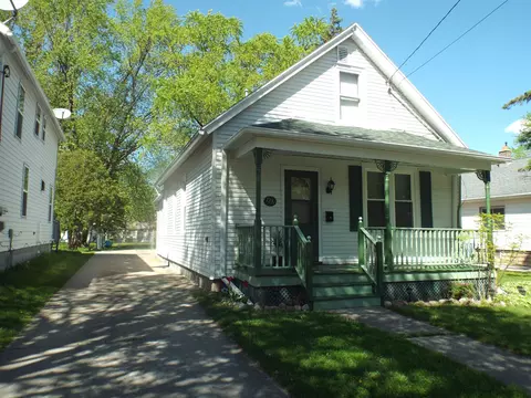 1231 Porlier St, Green Bay, WI 54301