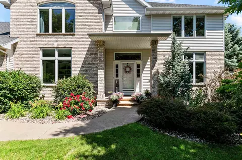 408 E Songbird Ln, Appleton, WI 54913 photo 2