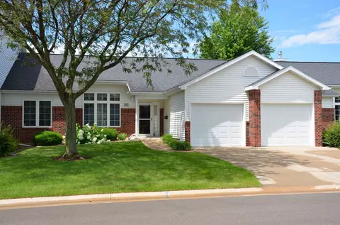 3137 N Mistwood Ln, Appleton, WI 54914