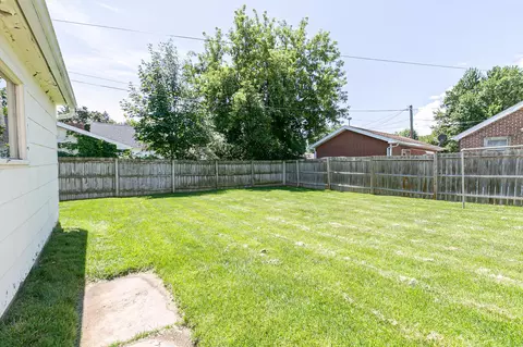 Exterior - 111 E Marquette St, Appleton, WI 54911 photo 4 of 6