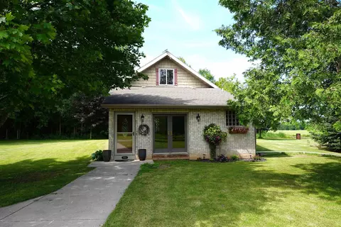 8645 Bens Ln, Lena, WI 54139