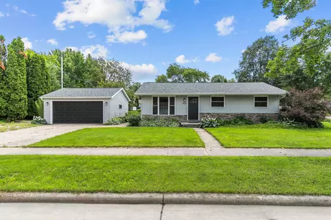 1407 E Harding Dr, Appleton, WI 54915