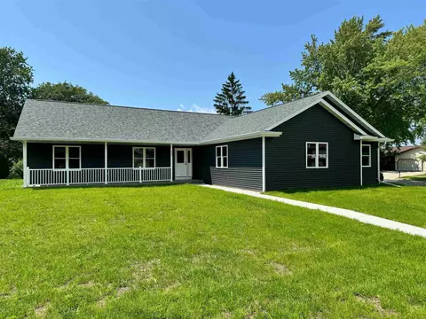 984 Ashbury Ct, Fond Du Lac, WI 54935