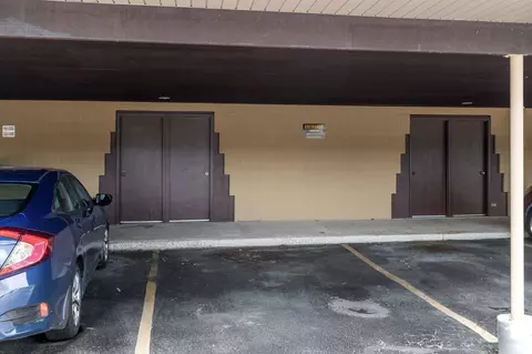 1441 Van Dyke Rd #2H, Appleton, WI 54914 photo 5