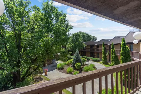 1441 Van Dyke Rd #2H, Appleton, WI 54914 photo 3