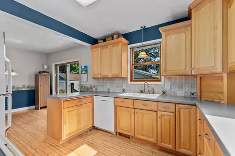 1038 W 5th St, Appleton, WI 54914 photo 16