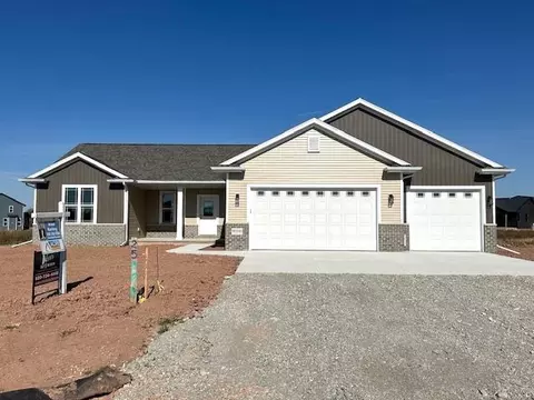 W5040 Blue Heron Circle, Sherwood, WI 54169