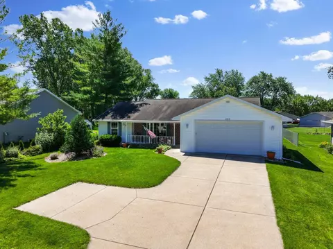 2214 Allouez Ave, Green Bay, WI 54311