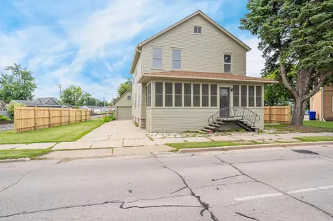 207 S Badger Ave, Appleton, WI 54914