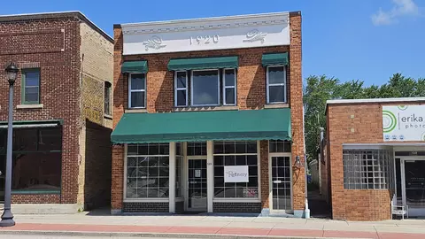 135 W Pulaski St, Pulaski, WI 54162