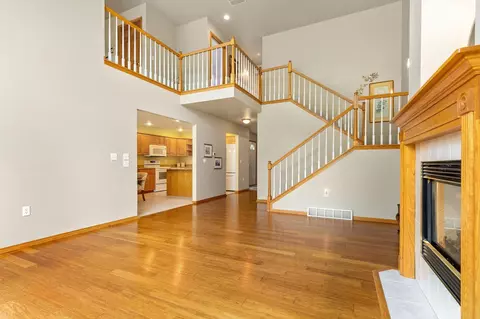 1009 W Windtree Dr, Appleton, WI 54914 photo 8