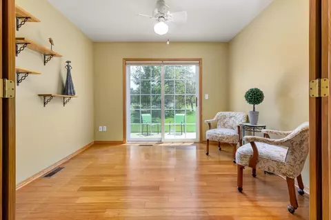 1009 W Windtree Dr, Appleton, WI 54914 photo 16