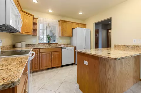 1009 W Windtree Dr, Appleton, WI 54914 photo 10