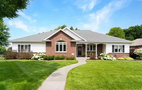 3046 Winnipeg St, Menasha, WI 54952
