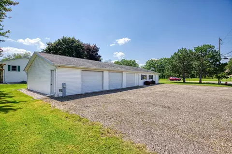 Exterior - n319 Hillside Drive, Appleton, WI 54915 photo 6 of 18