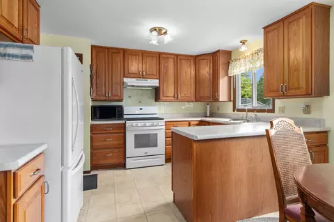 2025 Winwood Dr, Appleton, WI 54915 photo 10