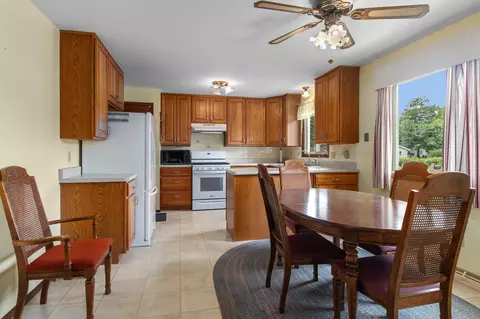 2025 Winwood Dr, Appleton, WI 54915 photo 14