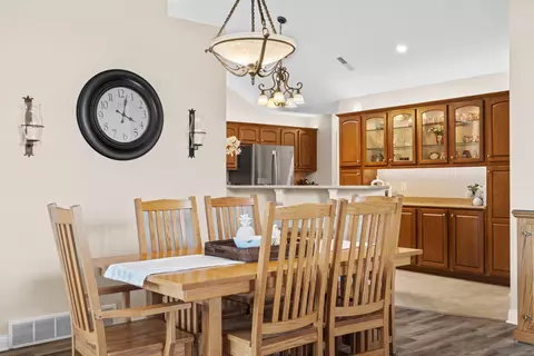 2207 E Tuscany Way, Appleton, WI 54913 photo 7