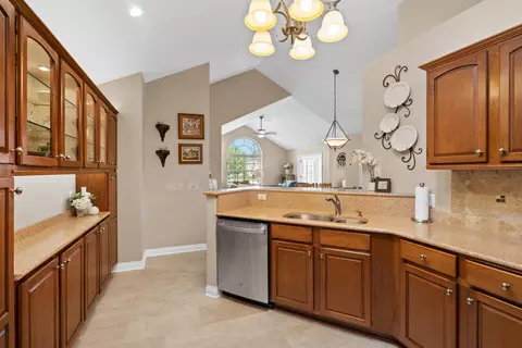2207 E Tuscany Way, Appleton, WI 54913 photo 10