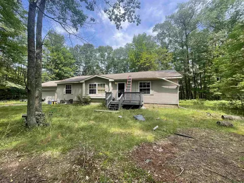n986 Brooke Lane, Marinette, WI 54143