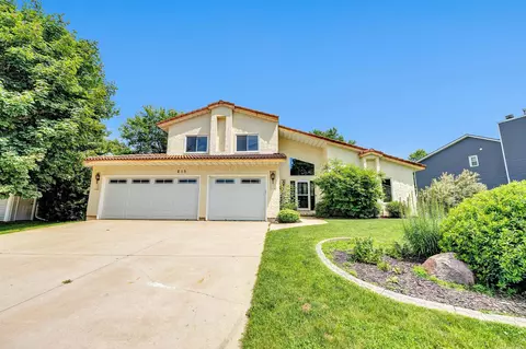 215 Seminole Ln, Green Bay, WI 54313