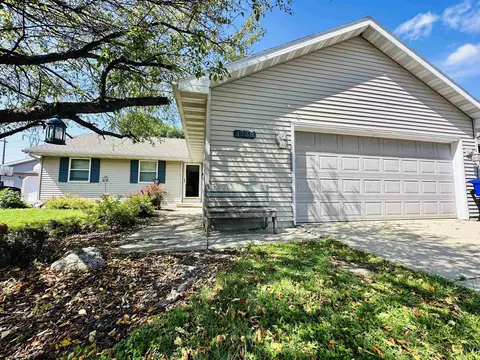 1736 E Sylvan Ave, Appleton, WI 54915