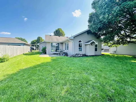 1736 E Sylvan Ave, Appleton, WI 54915 photo 23