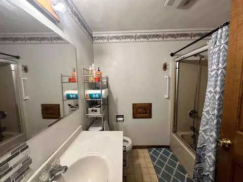 1736 E Sylvan Ave, Appleton, WI 54915 photo 14