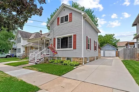 915 N Durkee St, Appleton, WI 54911