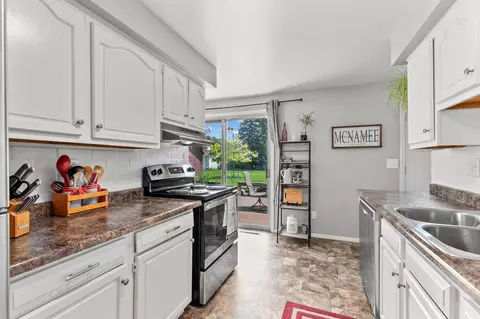 1802 N Helen St, Appleton, WI 54911 photo 6