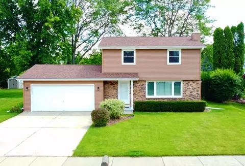98 20th St, Fond Du Lac, WI 54935