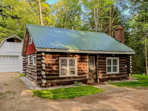 15654 Branch Ln, Mountain, WI 54149
