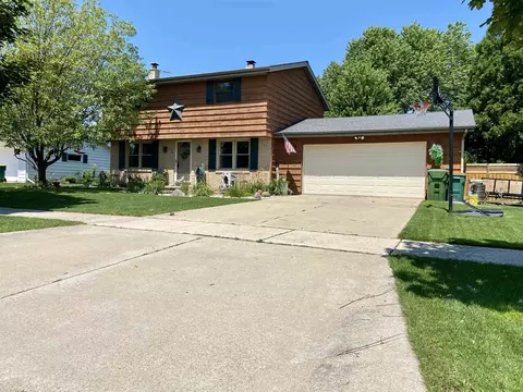 729 Mc Arthur St, Fond Du Lac, WI 54935