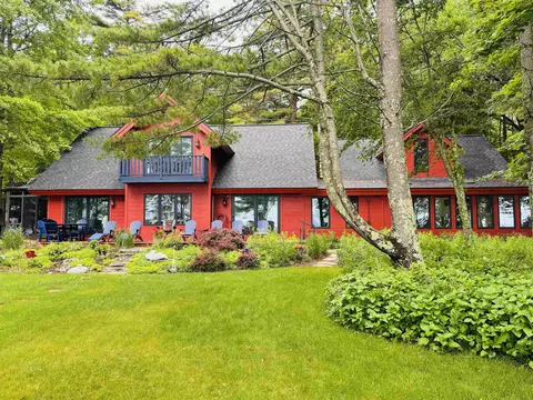 3280 Lake Forest Park Dr, Sturgeon Bay, WI 54235