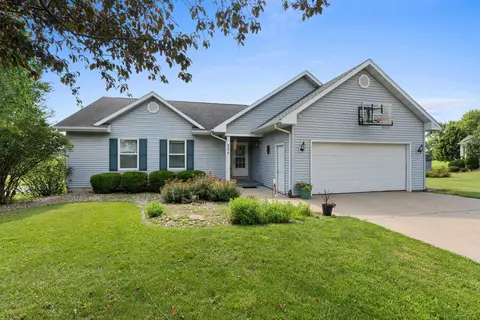 535 Pleasant Ct, Berlin, WI 54923