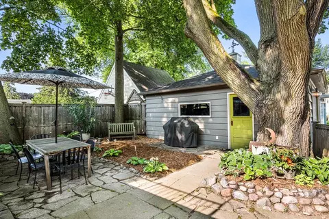 Exterior - 623 S Mueller St, Appleton, WI 54914 photo 4 of 9