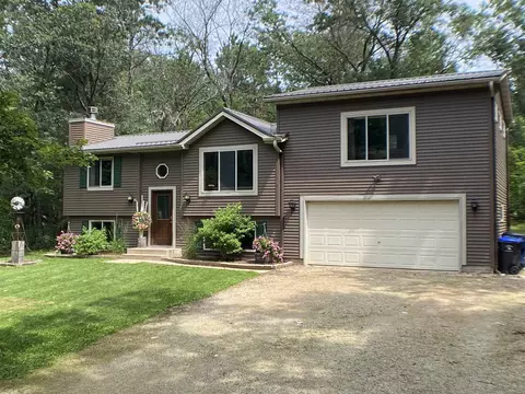 n6974 Loon Lake Drive, Shawano, WI 54166