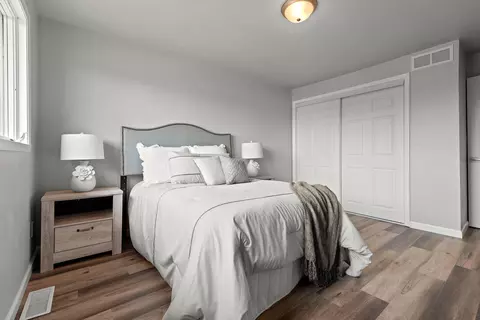 Bedroom - 430 E 1st Ave # A, Appleton, WI 54911 photo 3 of 8