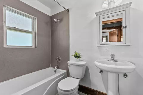 2121 N Oneida St, Appleton, WI 54911 photo 11