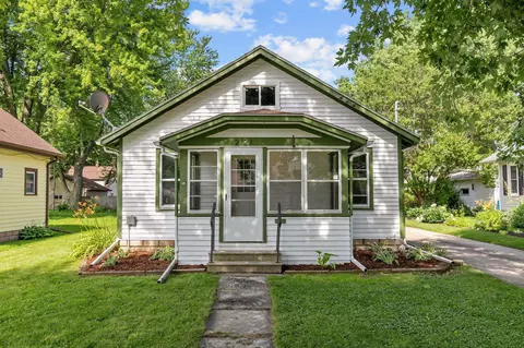 2121 N Oneida St, Appleton, WI 54911