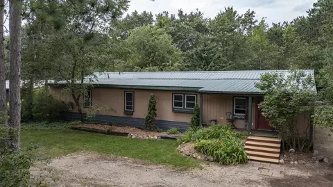 e2638 Marion Lane, Waupaca, WI 54981