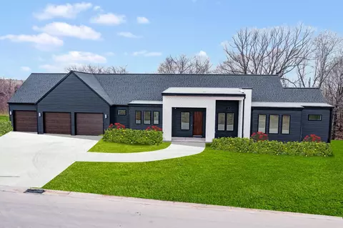 4668 Terra View Trl, De Pere, WI 54115