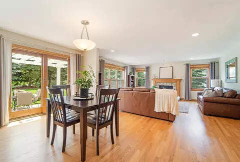 429 E Carrington Ln, Appleton, WI 54913 photo 10