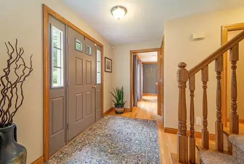 429 E Carrington Ln, Appleton, WI 54913 photo 3
